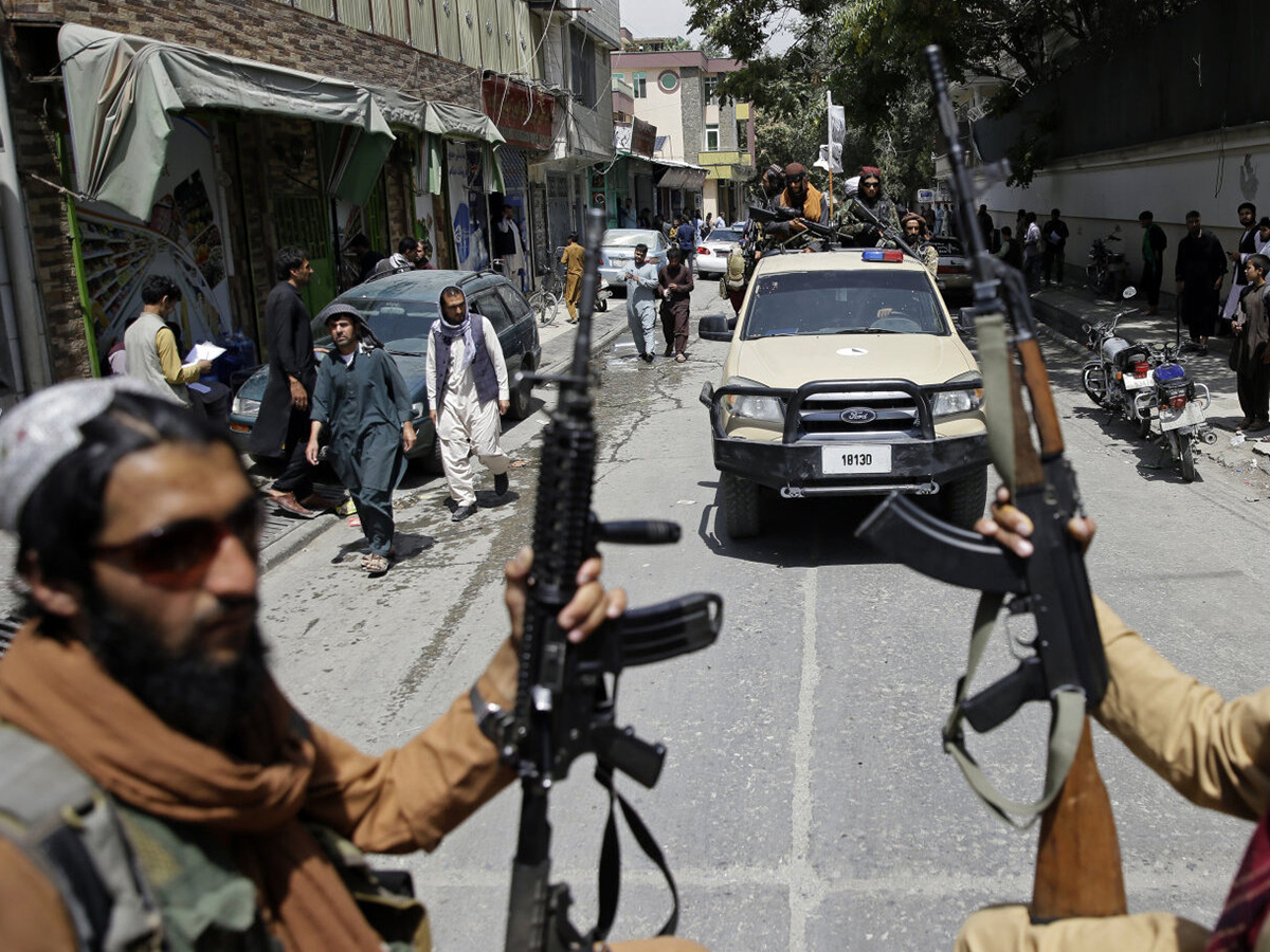 В Афганистане талибы расстреляли участников митинга