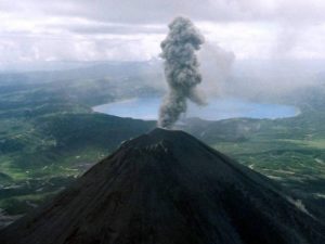 На Дальнем Востоке проснулся вулкан Эбеко