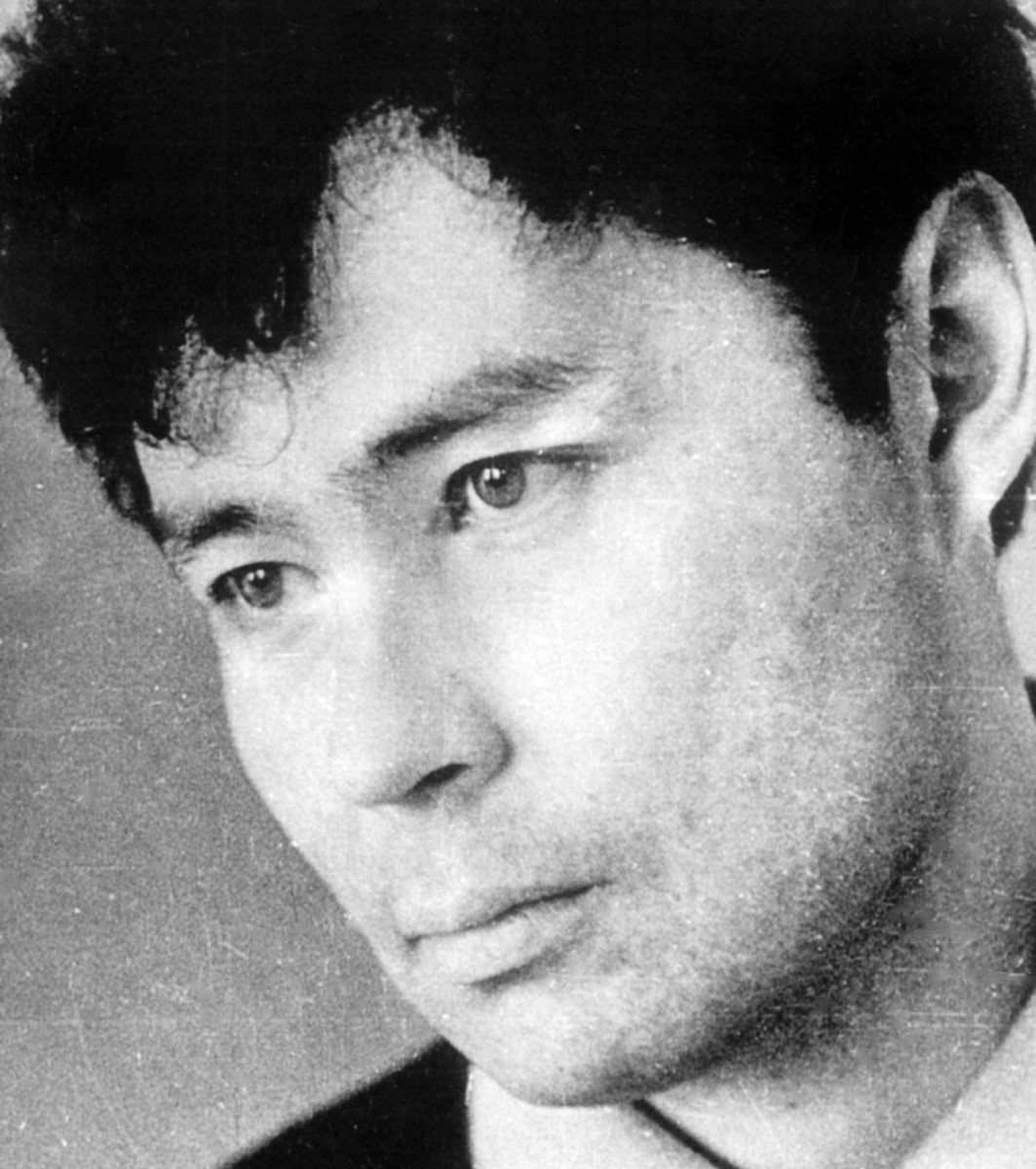 Самые нелепые, странные и загадочные смерти знаменитостей