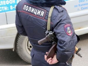 СМИ: 15-летняя школьница хотела взорвать школу в Омске