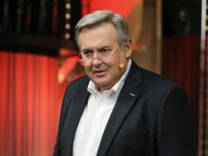 Юрий Стоянов