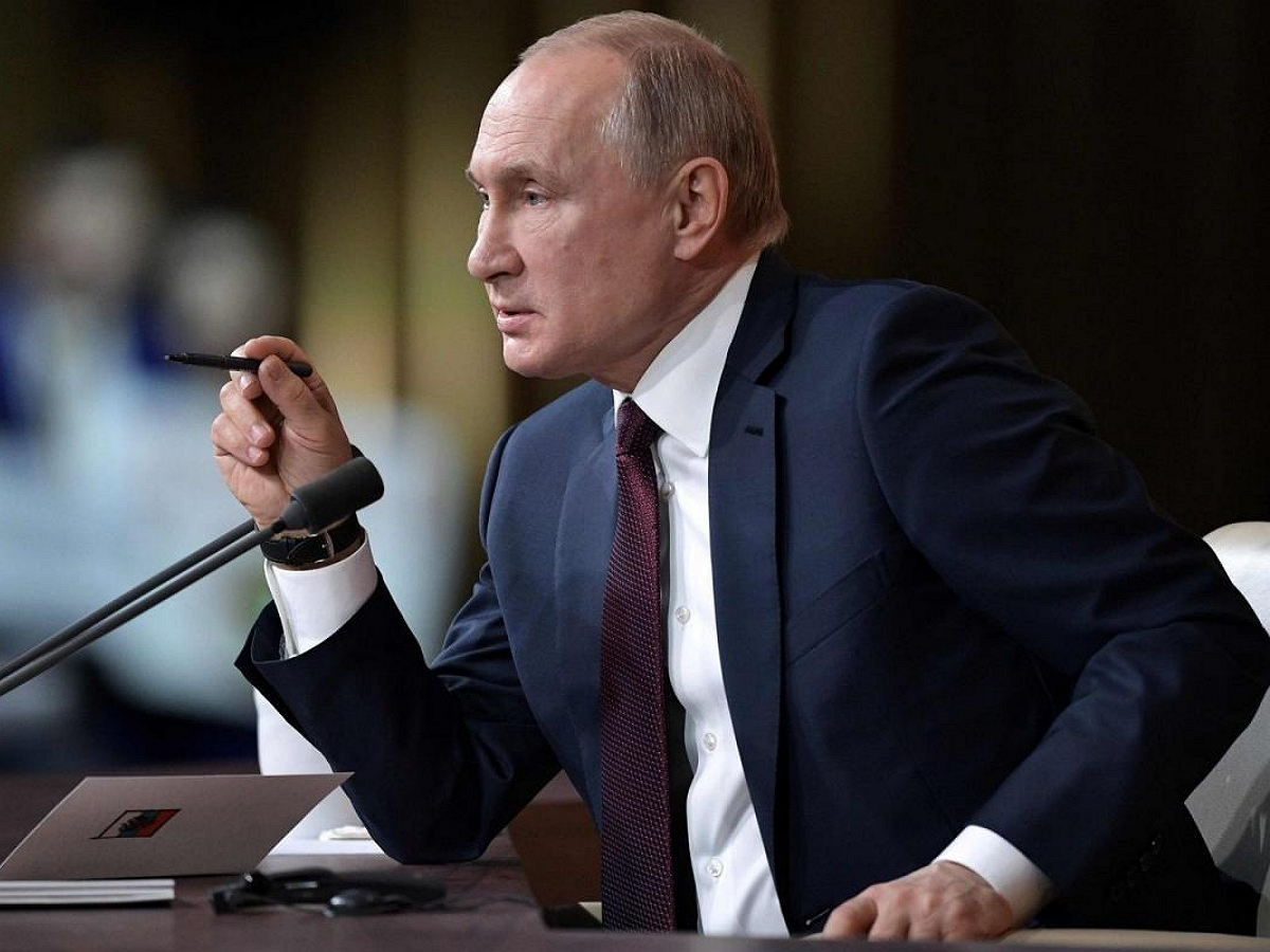 СМИ назвали возможную скрытую причину самоизоляции Путина
