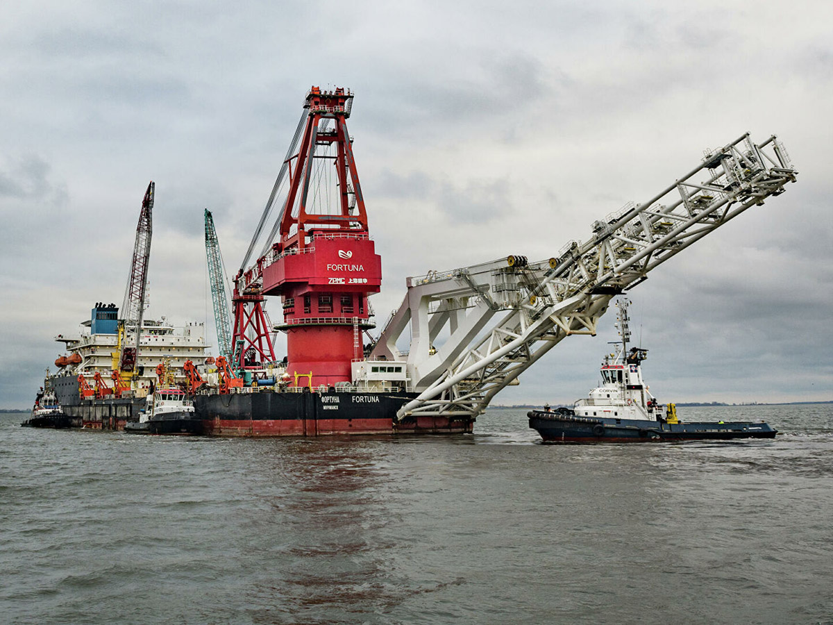 “Газпром” заявил об окончании строительства “Северного потока-2”