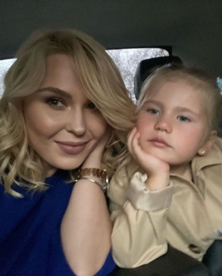 Дети знаменитостей, к жизни которых с самых юных лет приковано внимание прессы