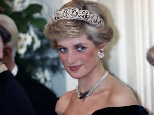 Знаменитости, которым уже за 50, но они все также хороши