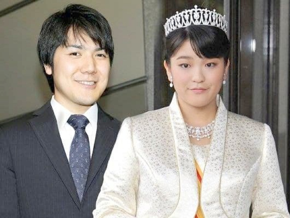 Японская принцесса Мако вышла замуж за однокурсника, лишившись титула