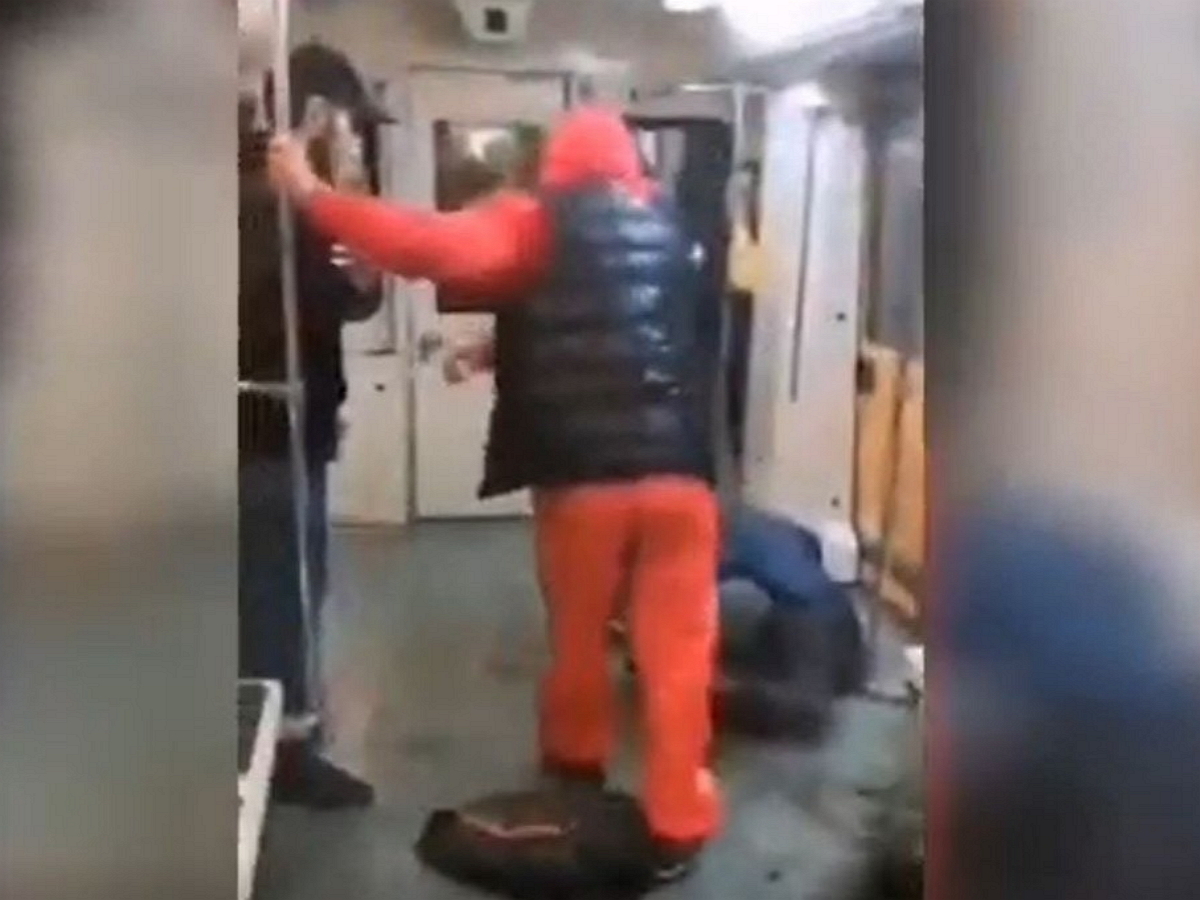 В столичном метро трое дагестанцев жестоко избили парня, заступившегося за девушку
