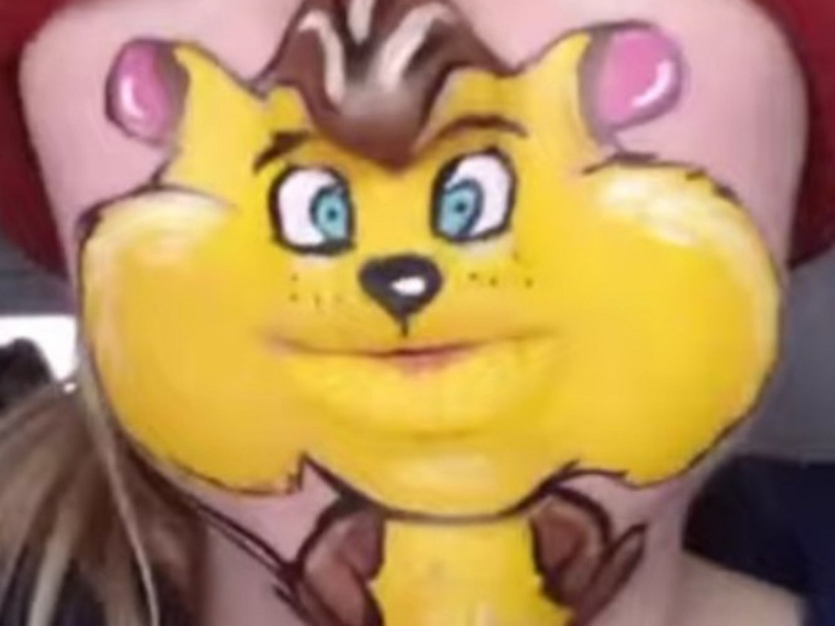 Как превратить девушку в веселого бурундука, рассмешив пользователей