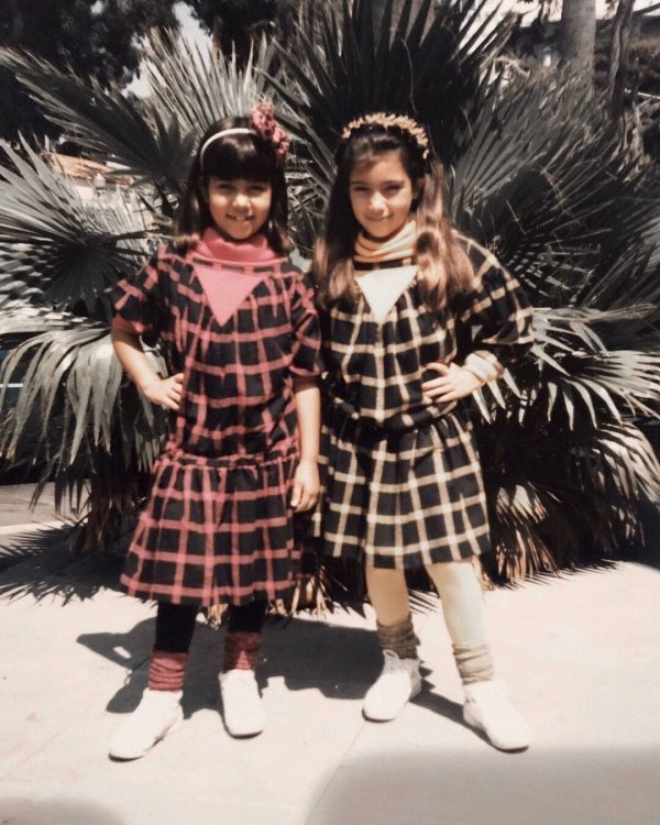 Архивные снимки молодых знаменитостей