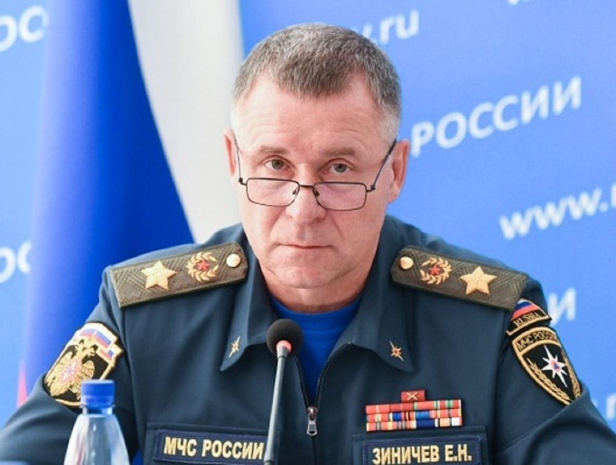 Расследование гибели главы МЧС Зиничева приостановили после двух месяцев работы