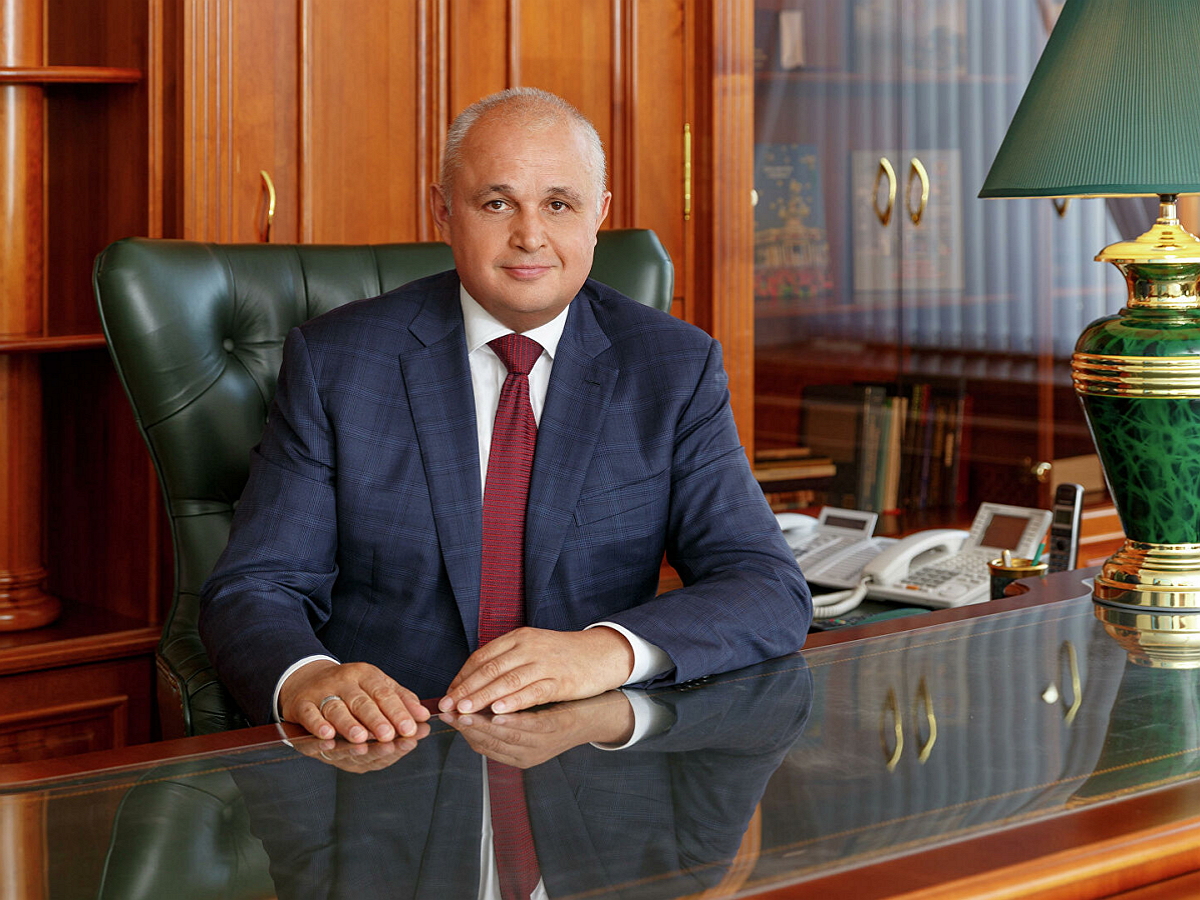Глава Кузбасса призвал Лебедева извиниться за открытку с горящим кинозалом
