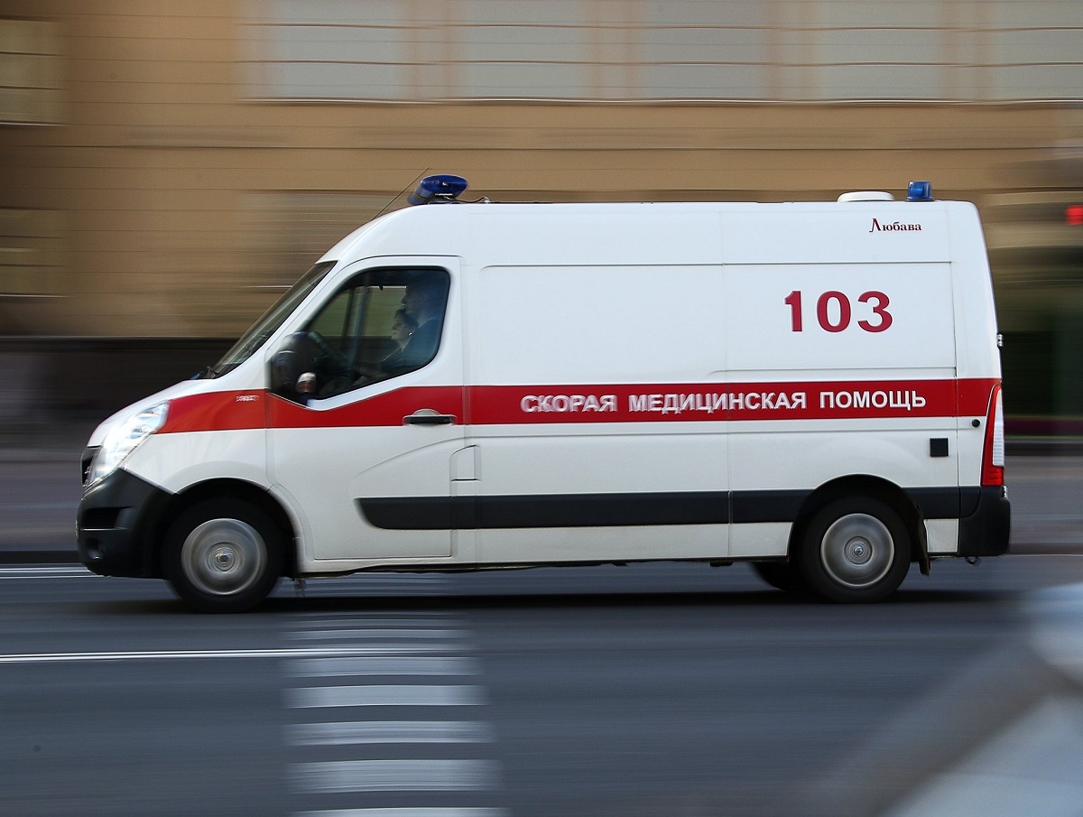 Врачи в Калуге бросили на улице 83-летнего пациента после лечения в COVID-больнице
