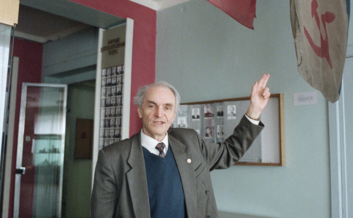 Известные люди, которые ушли из жизни в 2021 году. Ч.2