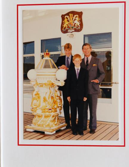 Королевское семейство Великобритании поздравляет с Рождеством на протяжении последних 65 лет