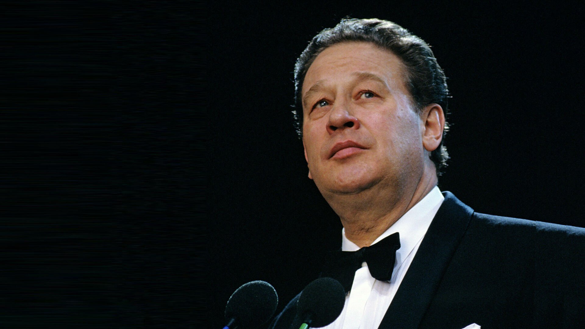 Известные люди, которые ушли из жизни в 2021 году. Ч.1