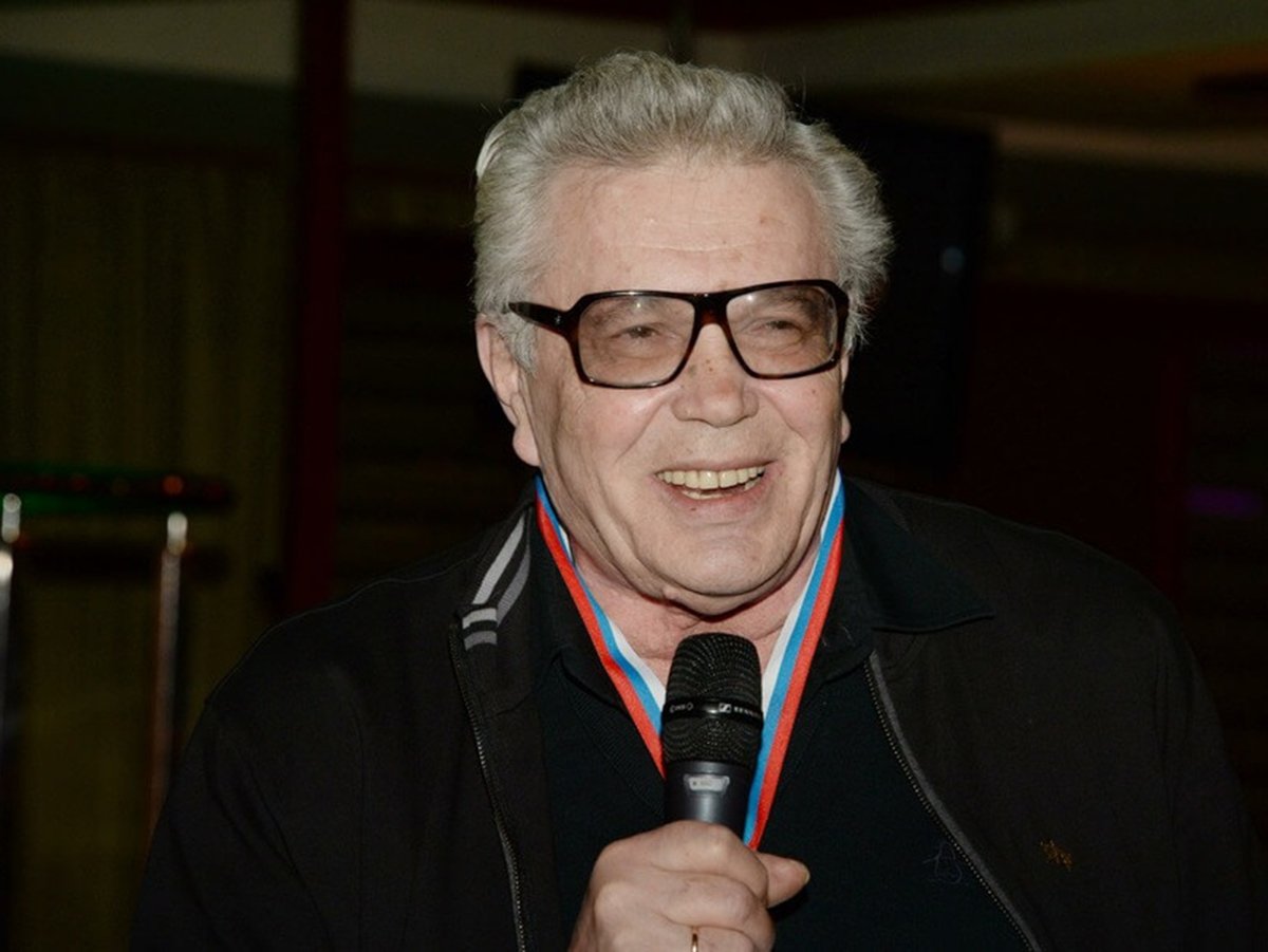 Известные люди, которые ушли из жизни в 2021 году. Ч.1