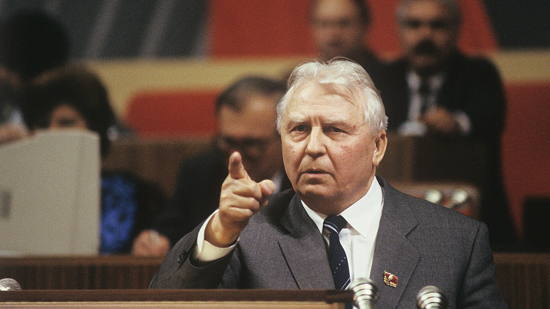 Известные люди, которые ушли из жизни в 2021 году. Ч.1