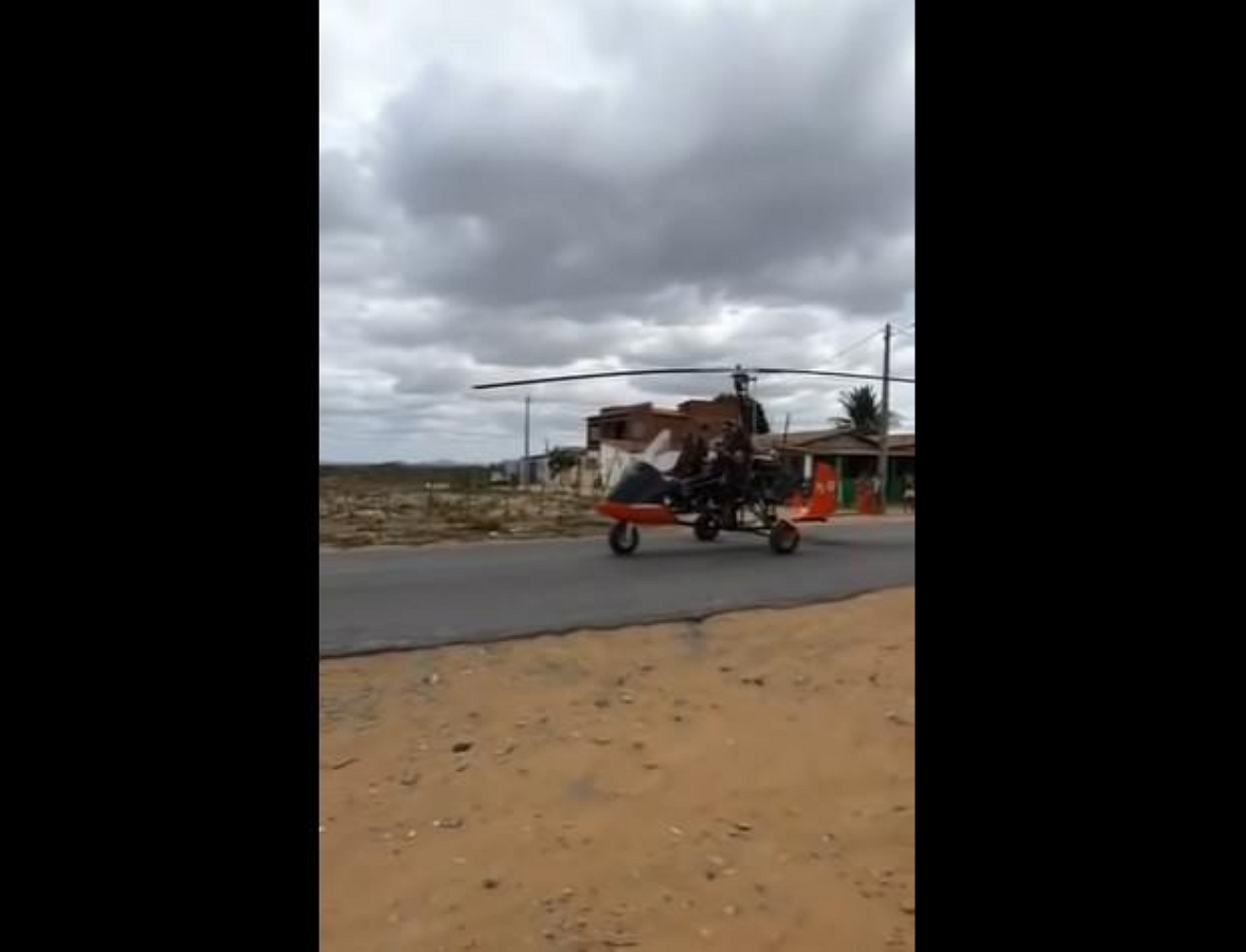 Бразильский умелец собрал вертолет из деталей сломанных автомобилей