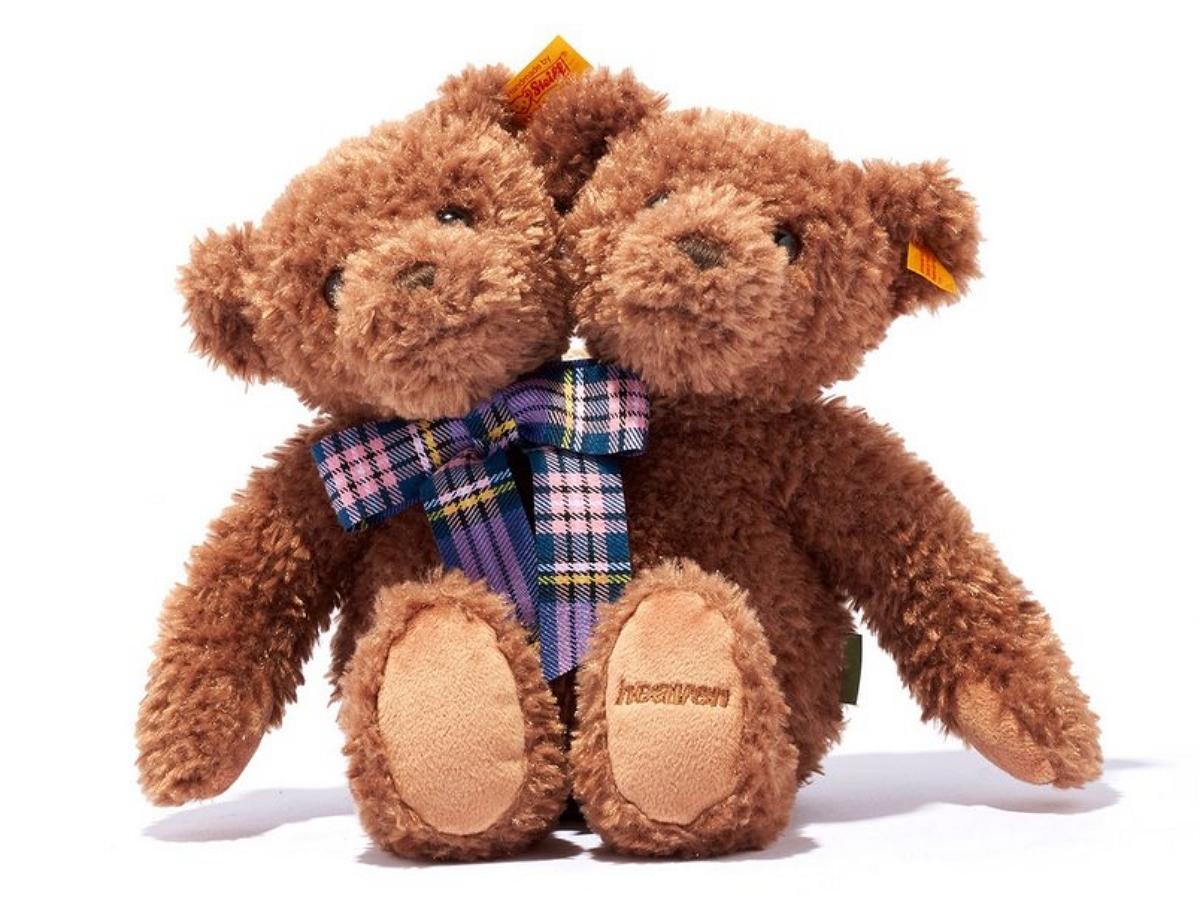 На рынок плюшевых игрушек вышел двухголовый медведь от бренда Marc Jacobs