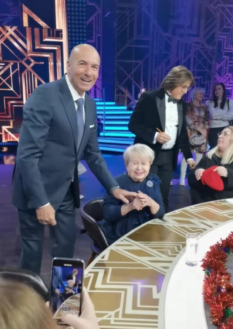 Фото растолстевшего Андрея Малахова с выпирающим животом