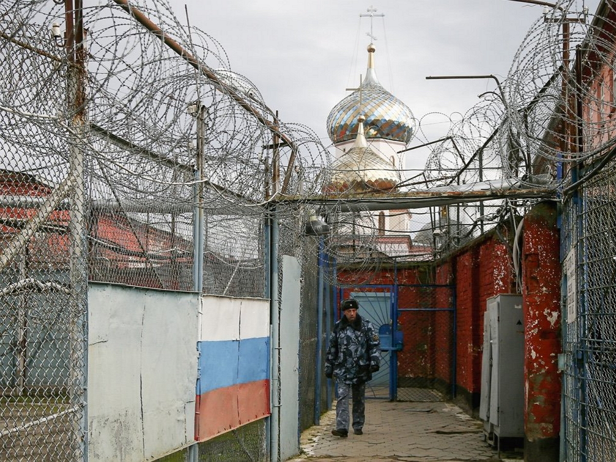 Воры в законе призвали не унижать жертв пыток в российских колониях