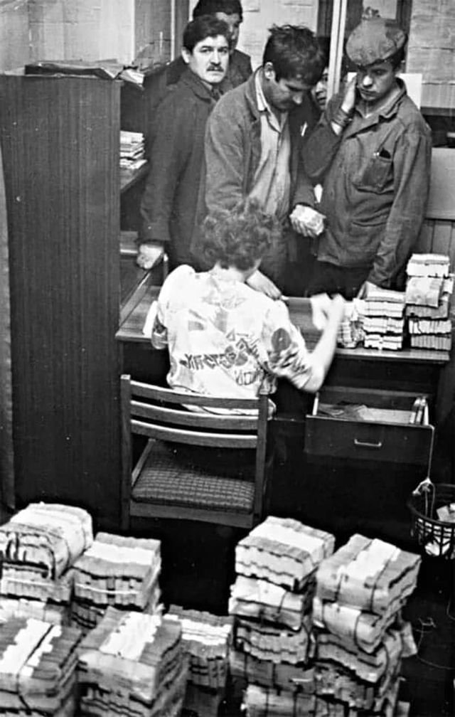 Снимки из 90-х, которые передают атмосферу того времени