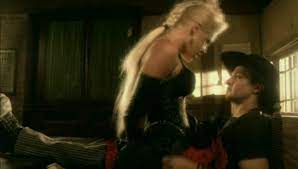 Звезды, которые снялись в музыкальных клипах