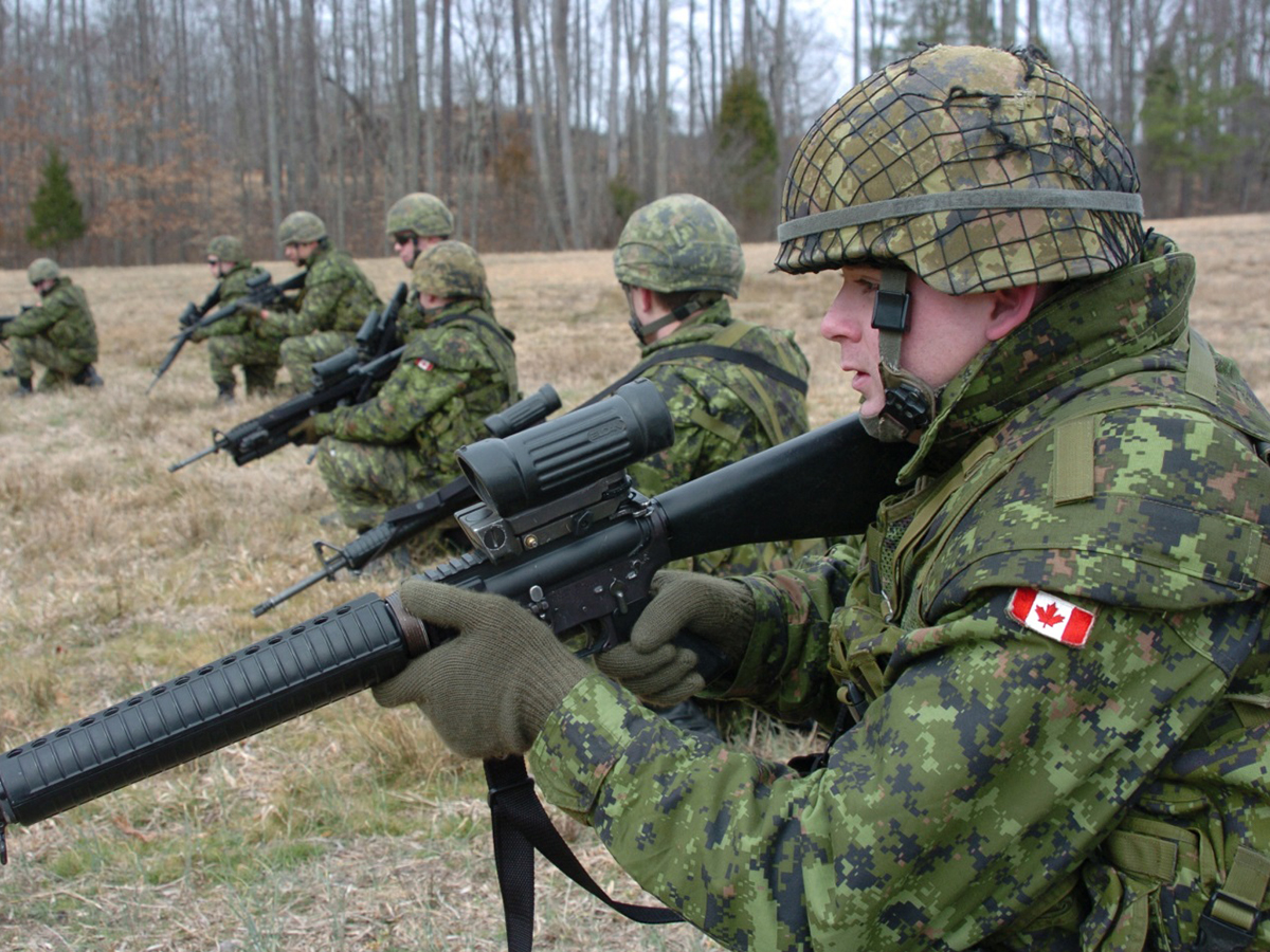 Канада перебрасывает войска в Донбасс