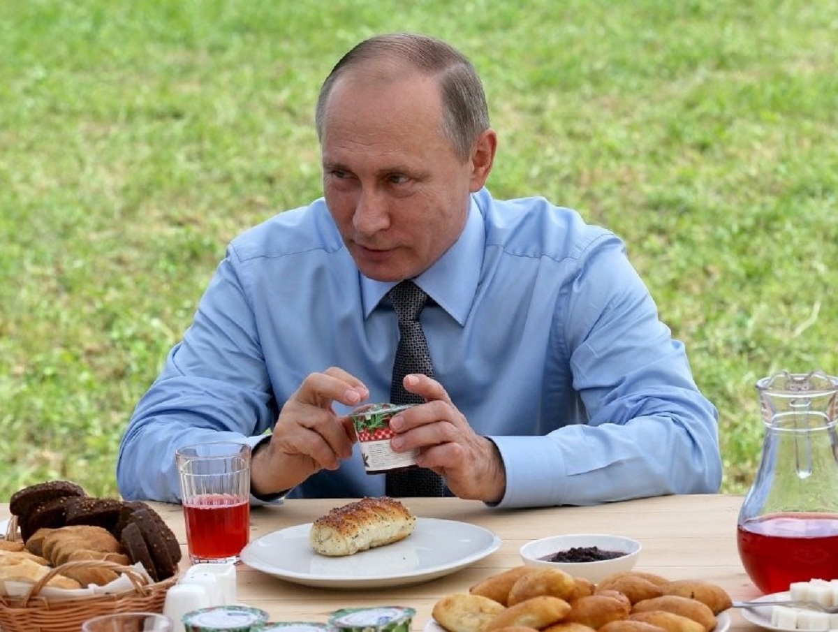 Итальянский шеф-повар рассказал, чем кормил Путина и Медведева