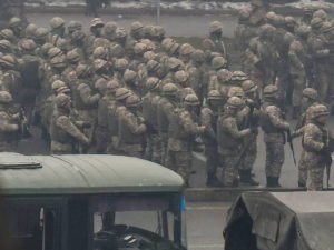 В Казахстане погибли 18 силовиков