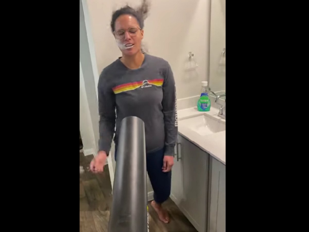 Муж-затейник разыграл жену, насмешив пользователей