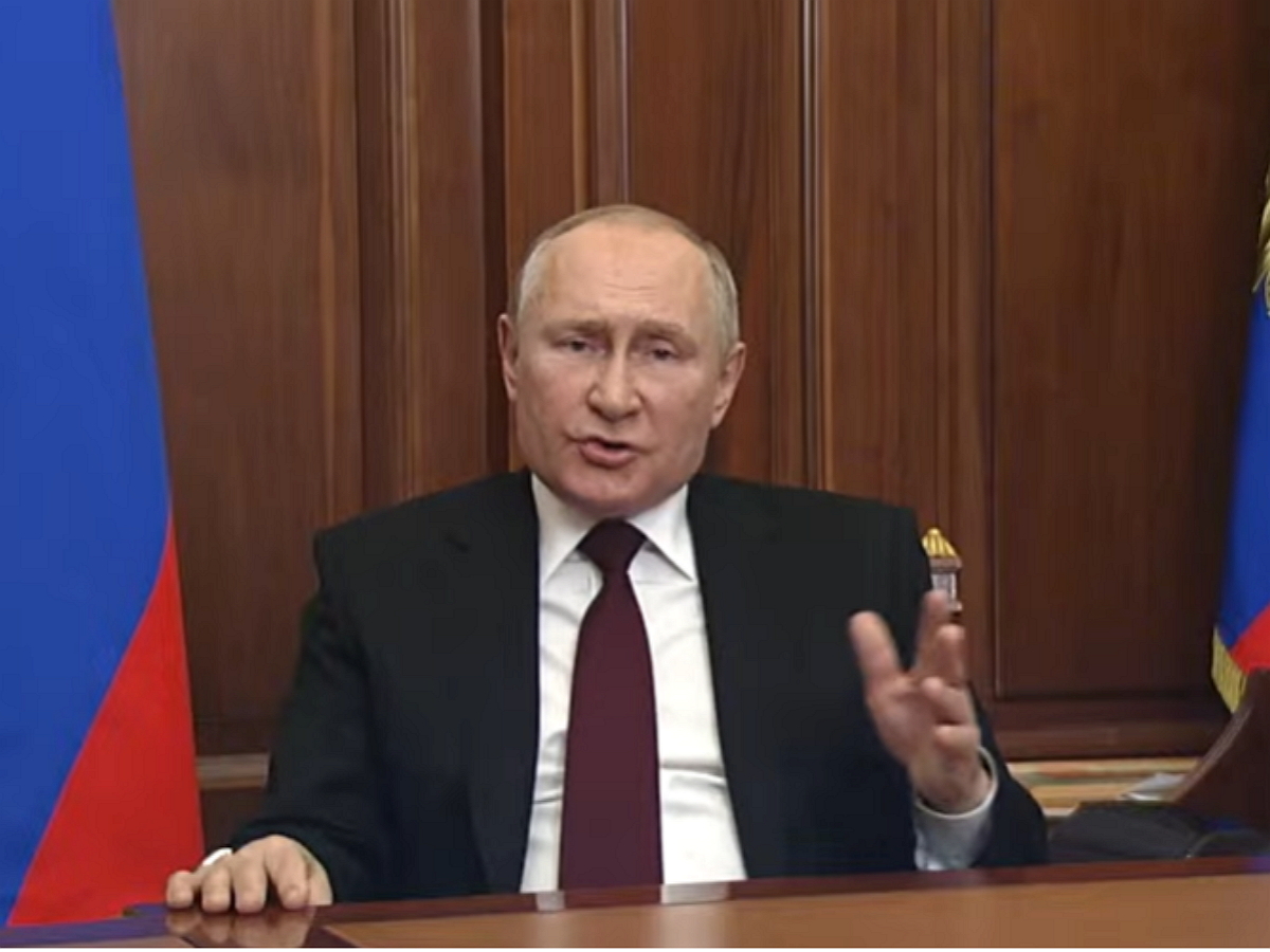 Путин выступил с экстренным обращением к россиянам: Россия признает независимость ДНР  и ЛНР