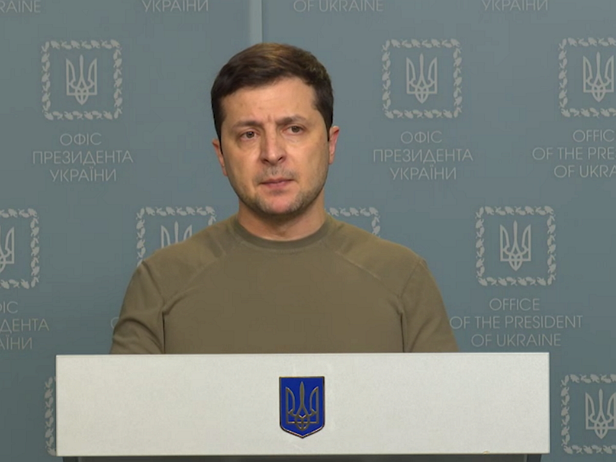 Зеленский записал новое обращение к Западу и украинцам, призвав вооружаться ради мира