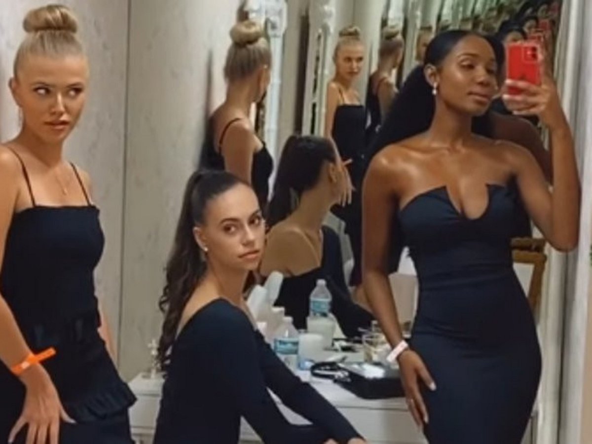 К моделям на фотосессии добавился неожиданный участник