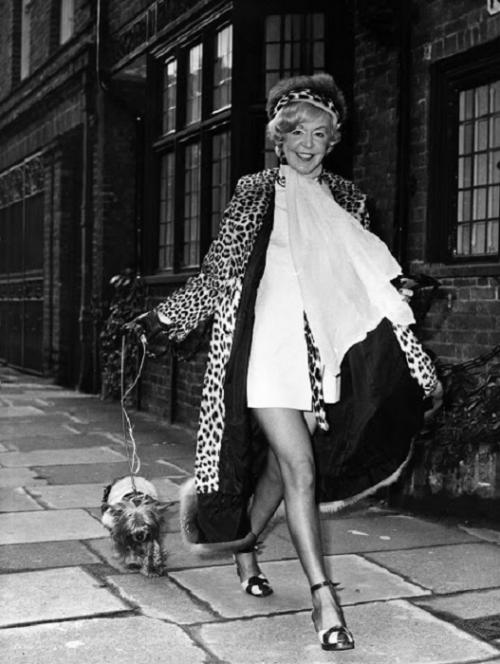 Известные люди со своими домашними питомцами