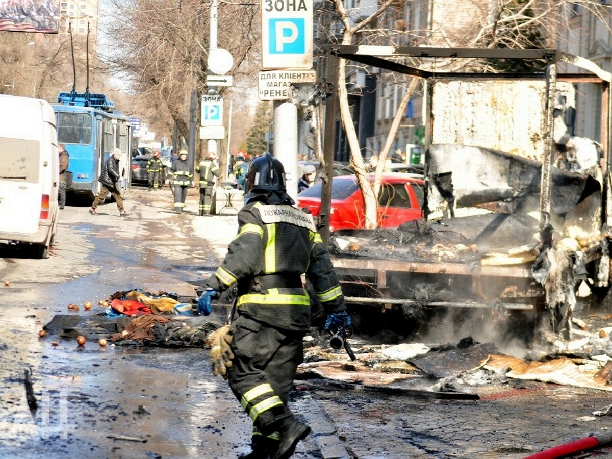 СМИ: ВСУ зазывали женщин в центр Донецка перед ударом ракетой 