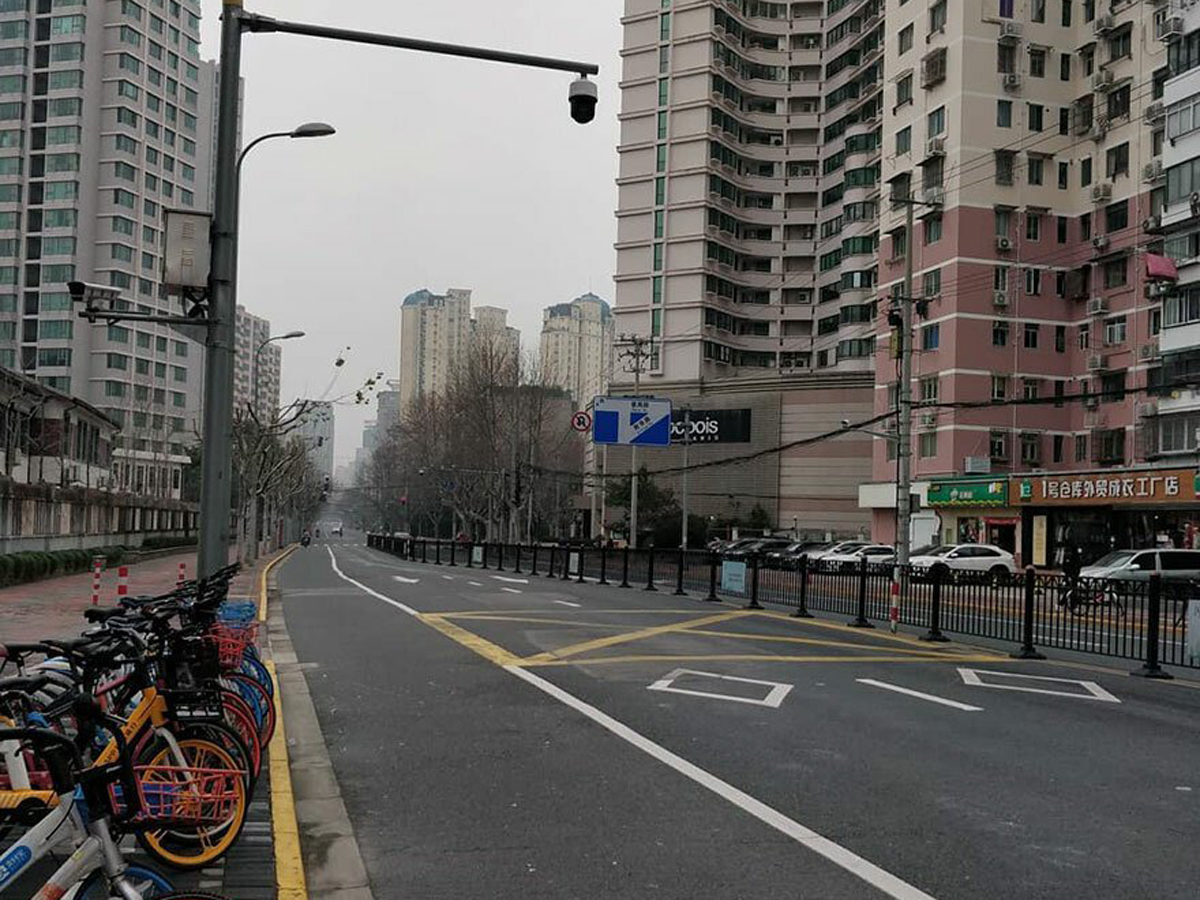 Шанхай уходит на самоизоляцию