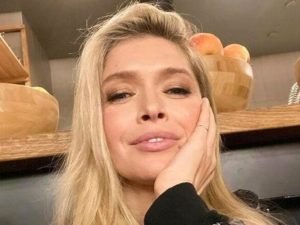 Сбежавшая из России Вера Брежнева купила в Италии роскошные виллы