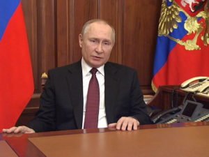 Путин запретил вывозить из Росси более $10 тысяч