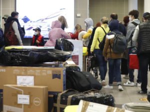 Россиянам запрет распоряжаться недвижимостью в РФ