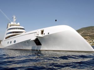 яхты Вексельберга и Мельниченко