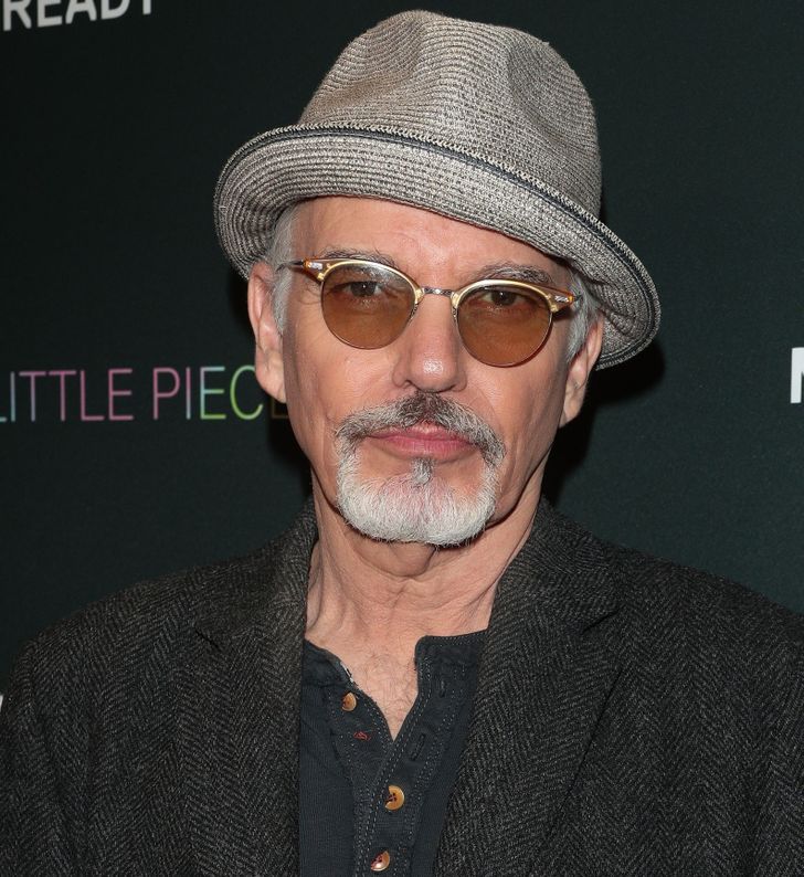 Известные люди, которые добились успеха уже в возрасте