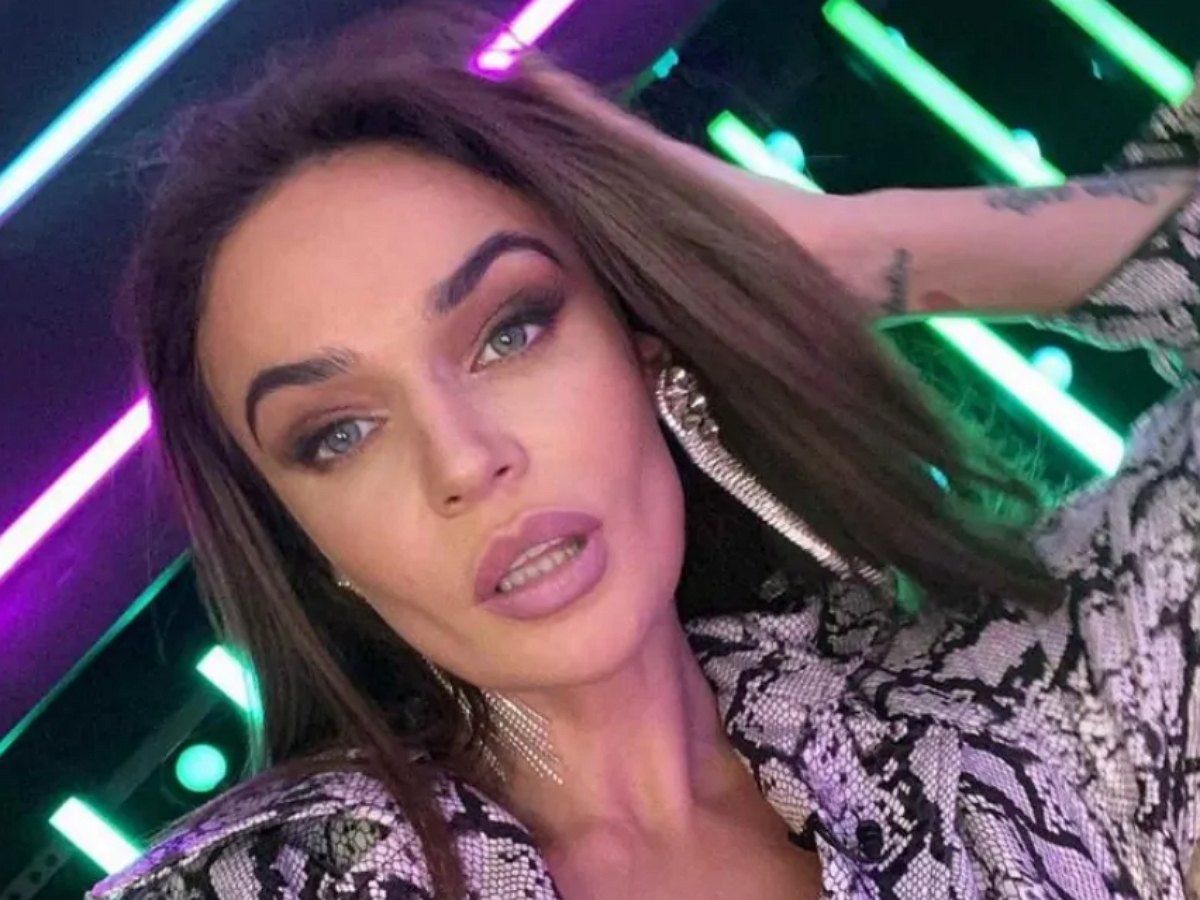 Алена Водонаева «отполировала попу», показав процесс на видео