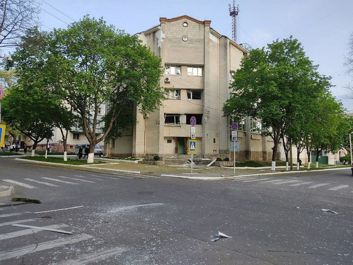 Стрельба возле здания МГБ Приднестровья попала на видео