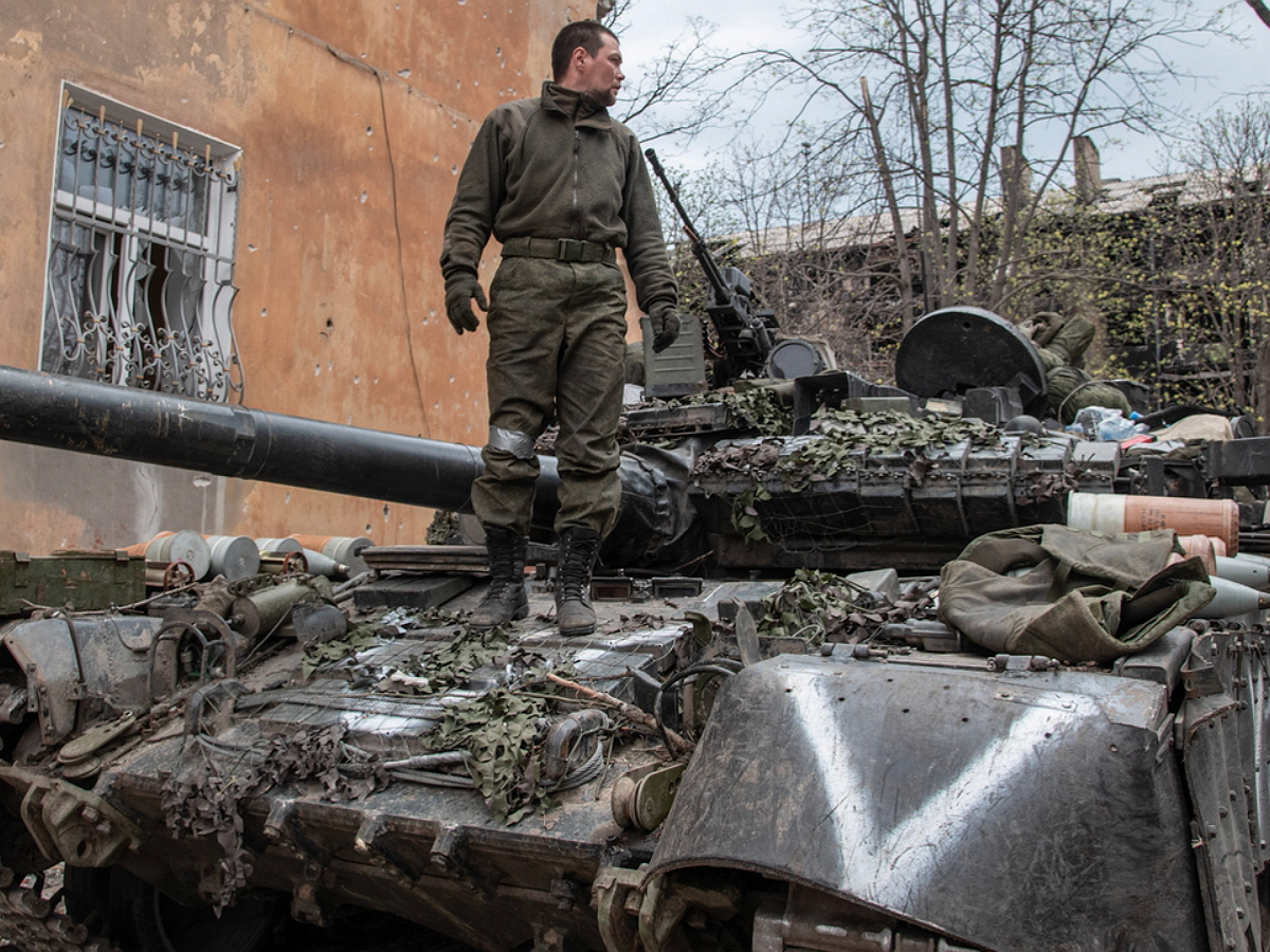 ВС РФ захватили укрепрайоны ВСУ, оборудованных прямо в жилом секторе: трупы бойцов лежат брошенные сослуживцами