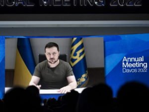 Китайская делегация покинула зал после выступления Зеленского в Давосе