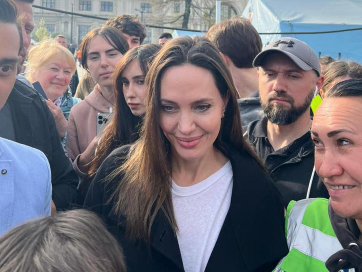 Анджелина Джоли во Львове