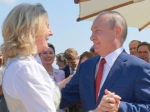 Европарламент поставил ультиматум западным друзьям Путина