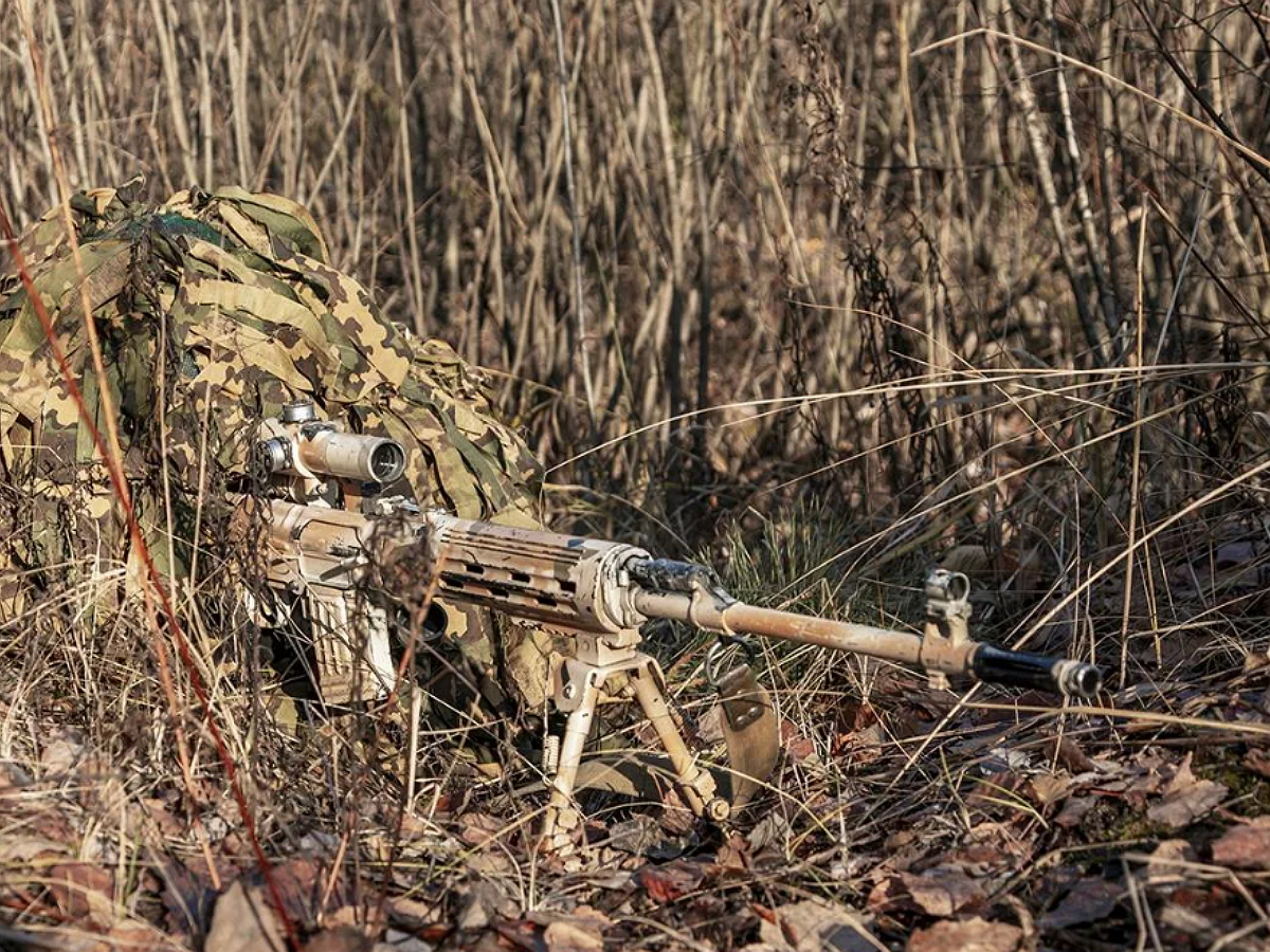 Помощник Кадырова рассказал, как боевики ВСУ убили свою же раненую девушку-снайпера