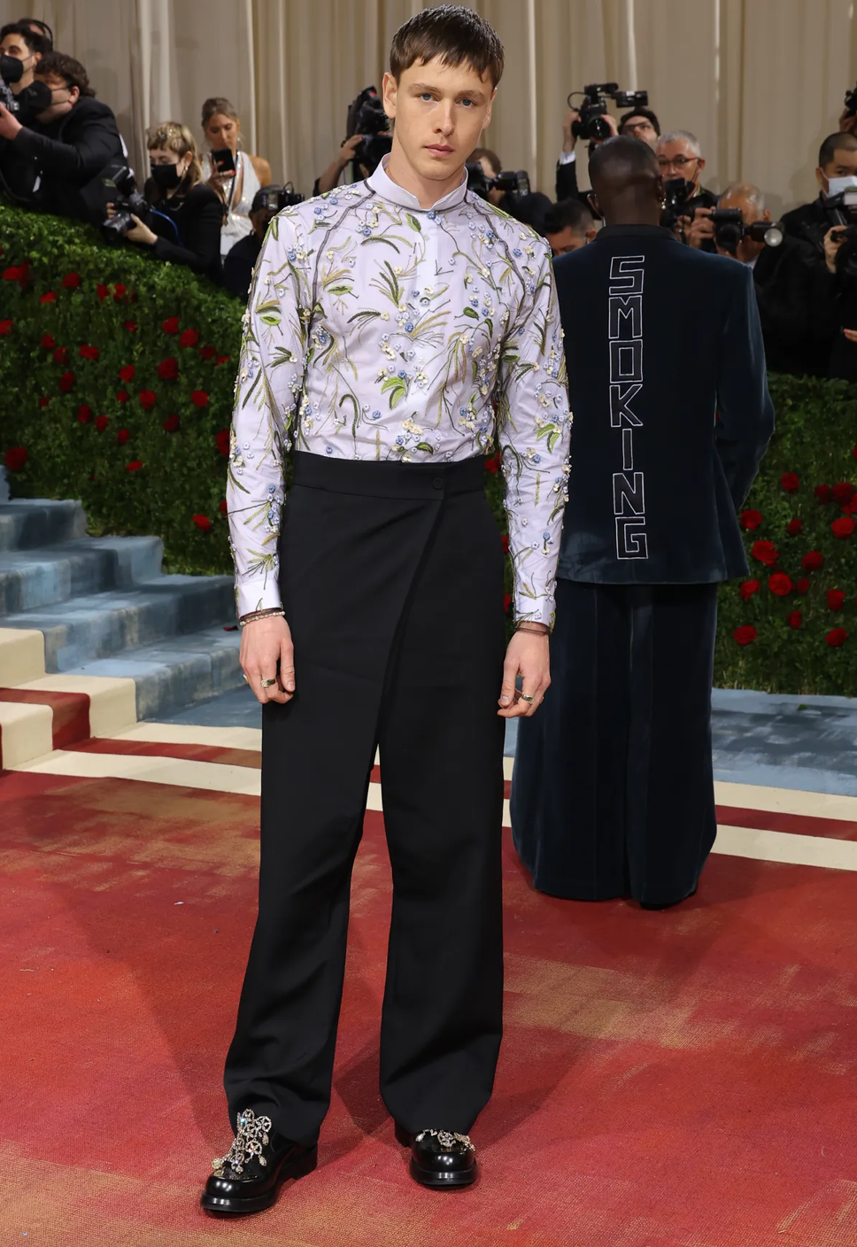 Самые запоминающиеся наряды звезд на Met Gala 2022 года